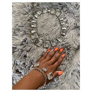 Crystal necklace and bracelet set